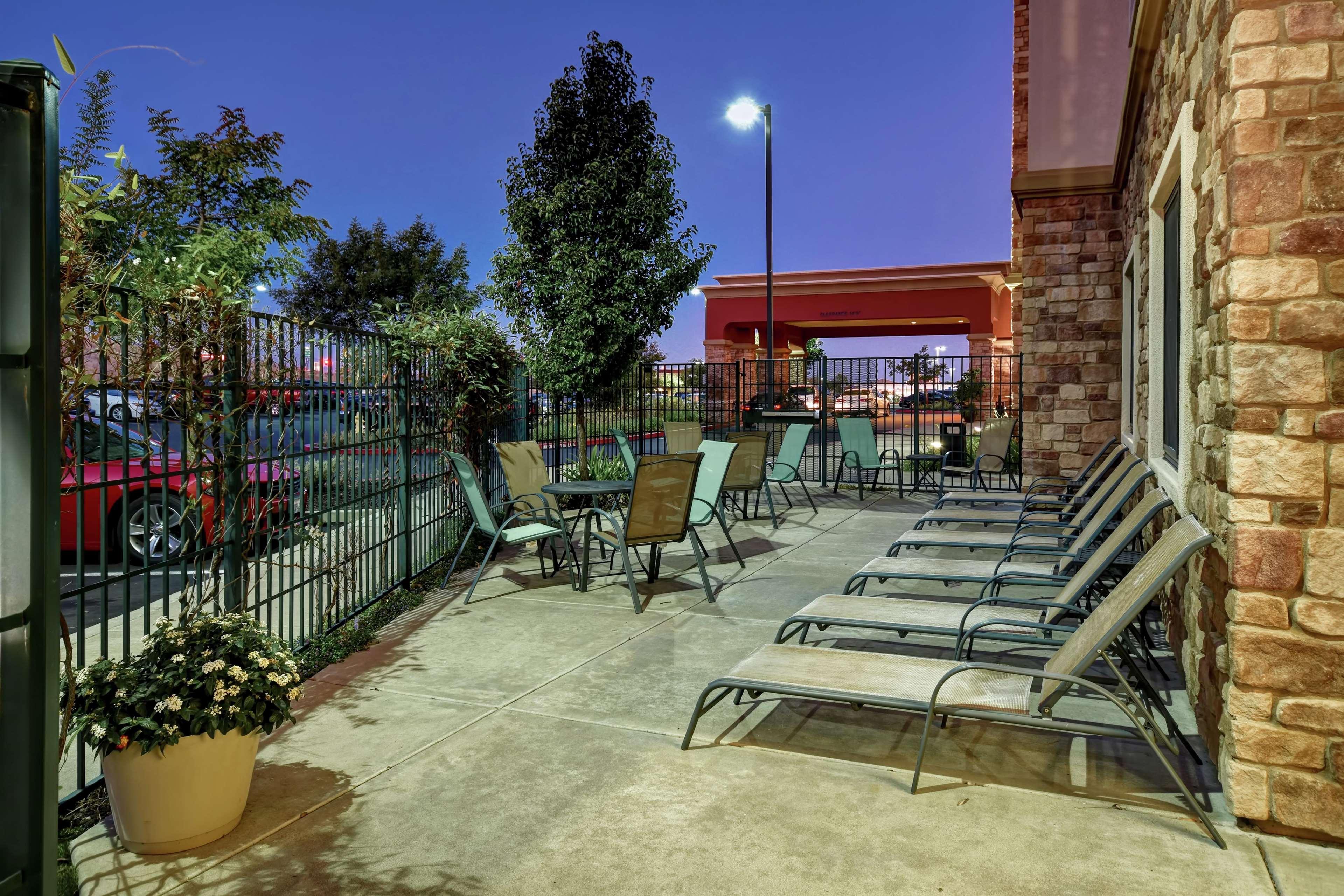 Hampton Inn & Suites Folsom Buitenkant foto