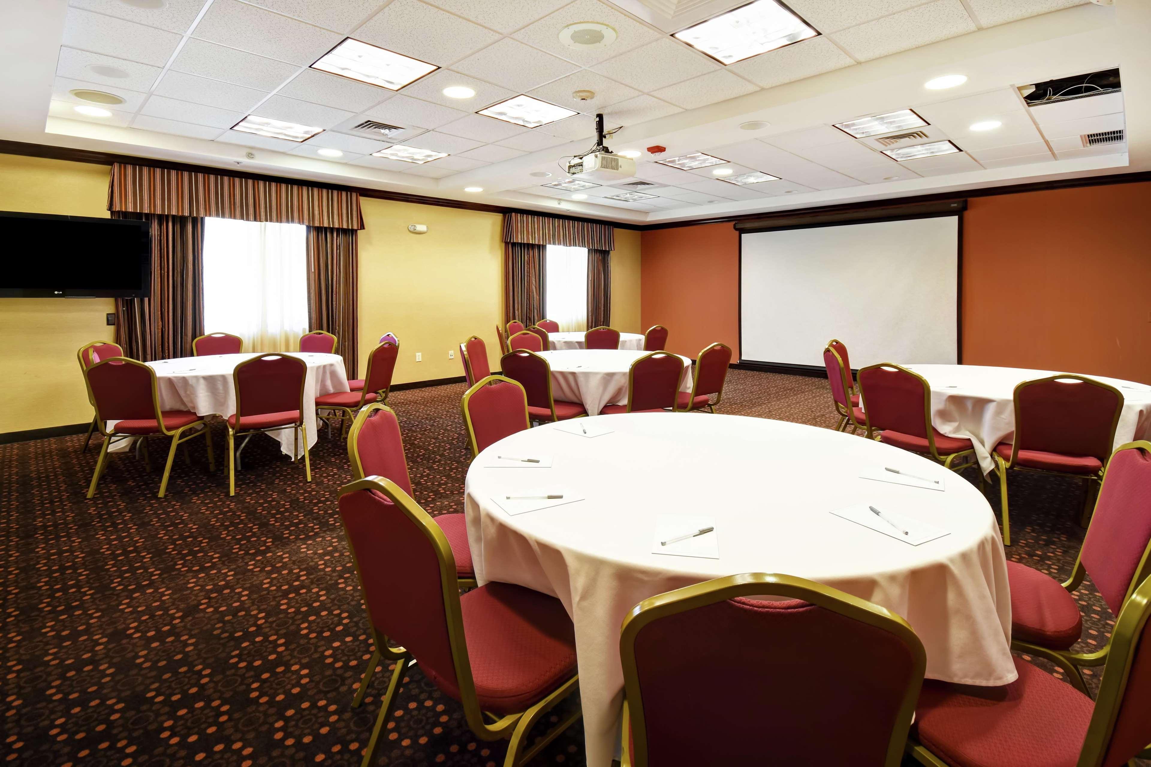 Hampton Inn & Suites Folsom Buitenkant foto