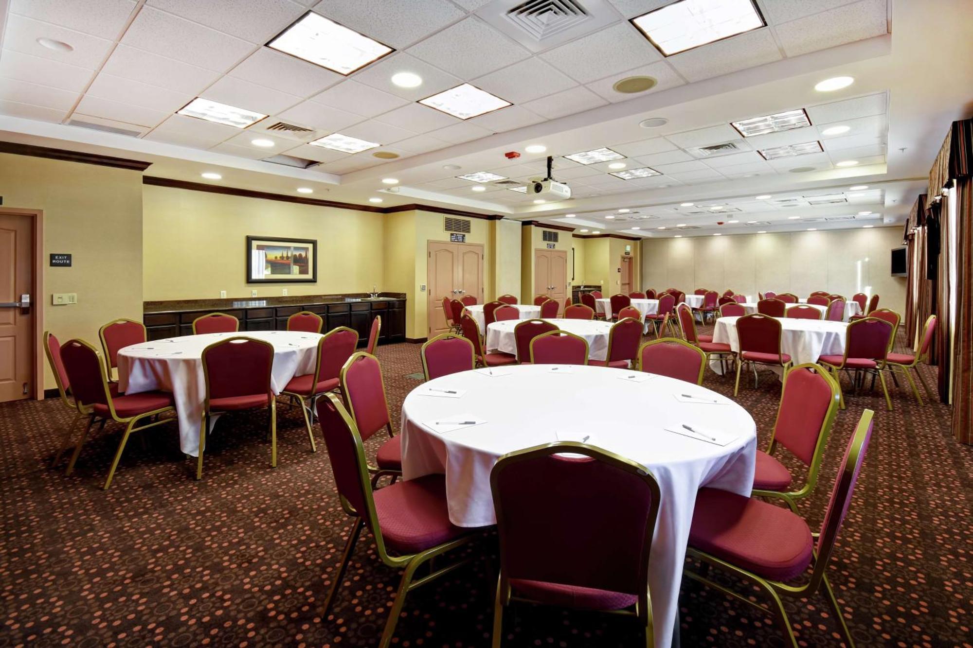 Hampton Inn & Suites Folsom Buitenkant foto
